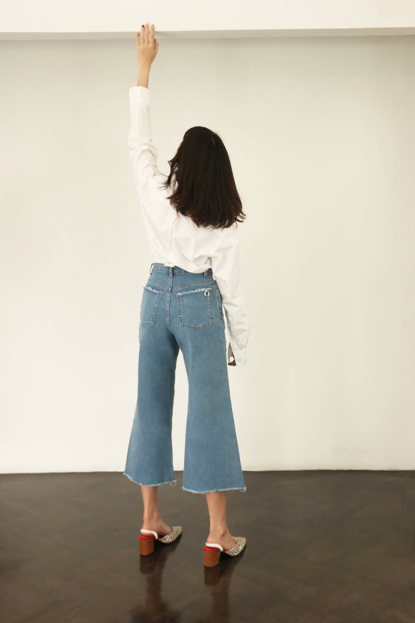 3031 - Light wash